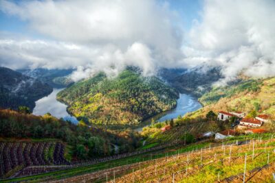 Douro-joki, Portugalissa.